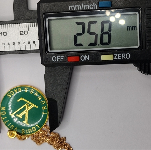 Louis Vuitton 25mm Trunks & Bags Round Zipper Pull - Picture 5 of 6